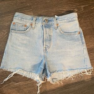 Levi’s Shorts